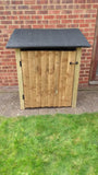 Medium featheredge log store with door and felt roof
