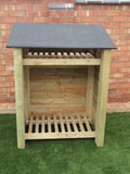 Medium featheredge log store with felt roof and shelf