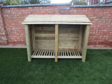 Large featheredge log store
