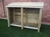 Large featheredge log store