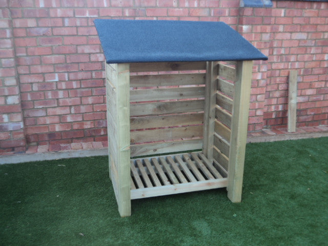 Medium slatted log store with felt roof