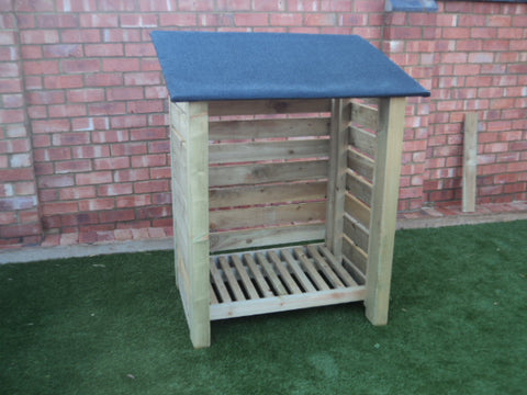 Medium slatted log store with felt roof