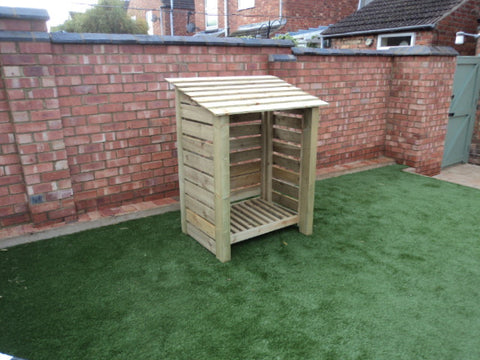 Medium slatted log store