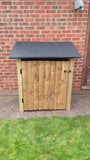 Medium featheredge log store with door and felt roof